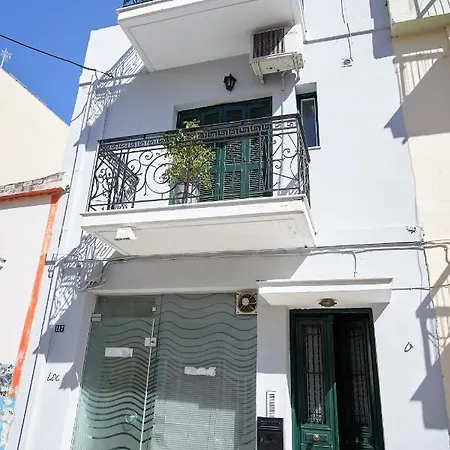 Μονοκατοικία Στο Κέντρο Με Τζάκι Apartment Patras Exterior photo
