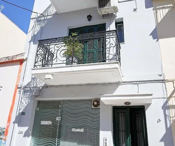 Μονοκατοικία Στο Κέντρο Με Τζάκι