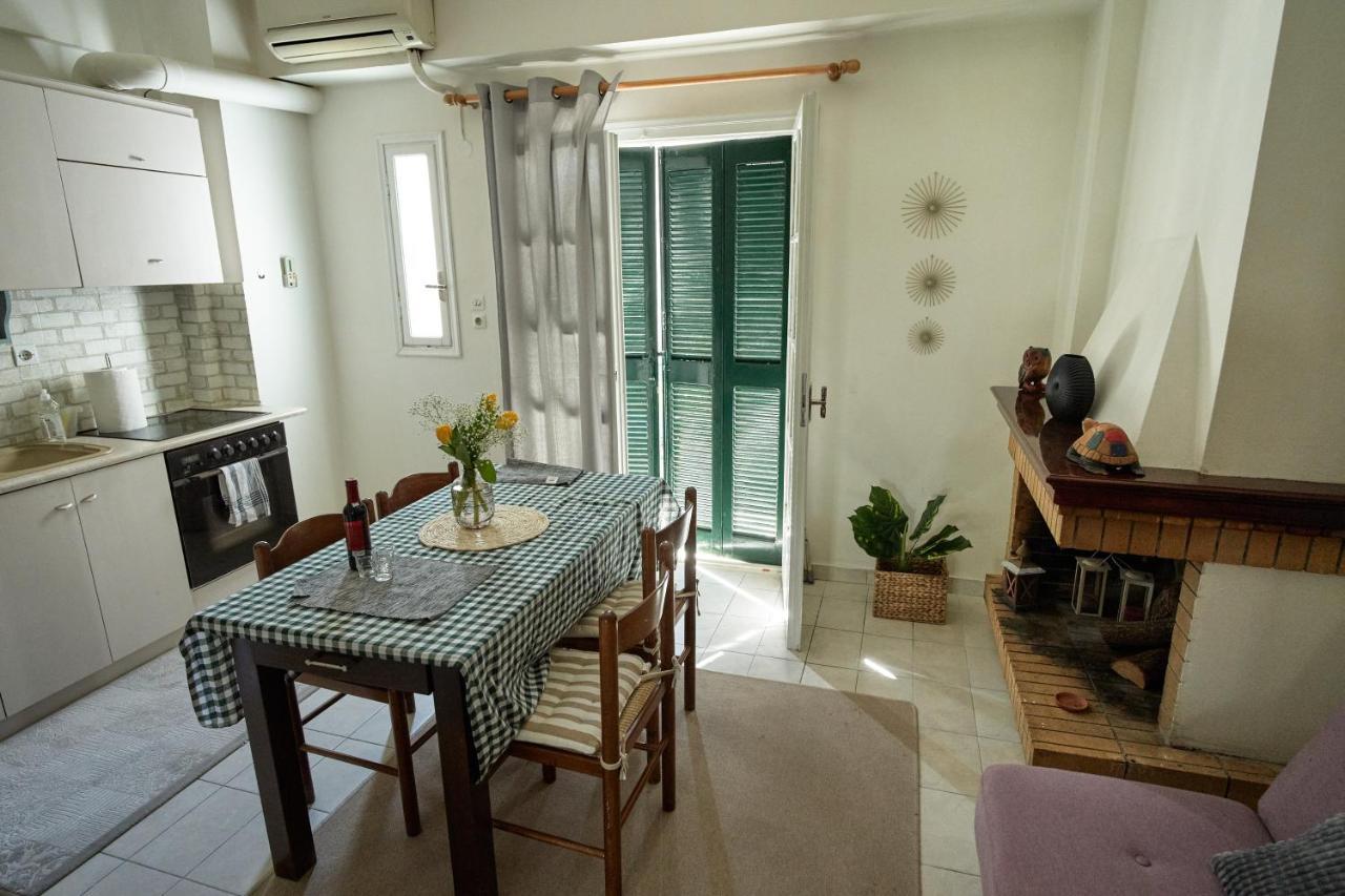 Apartment μονοκατοικία στο κέντρο με τζάκι